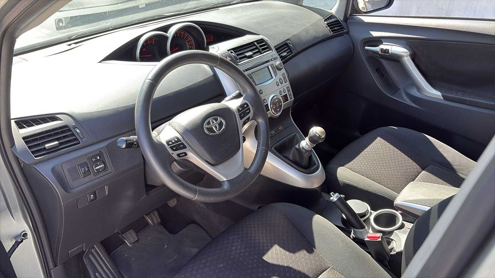 Toyota Verso 2.0 D-4D 7 lugares