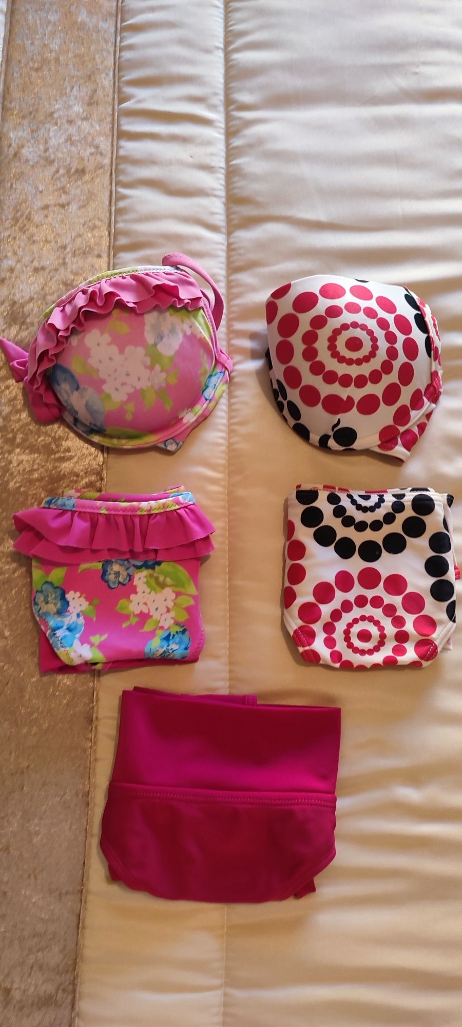 Biquinis para Senhora. Com cores de verão e praia!
Tamanho L e XL. Tod