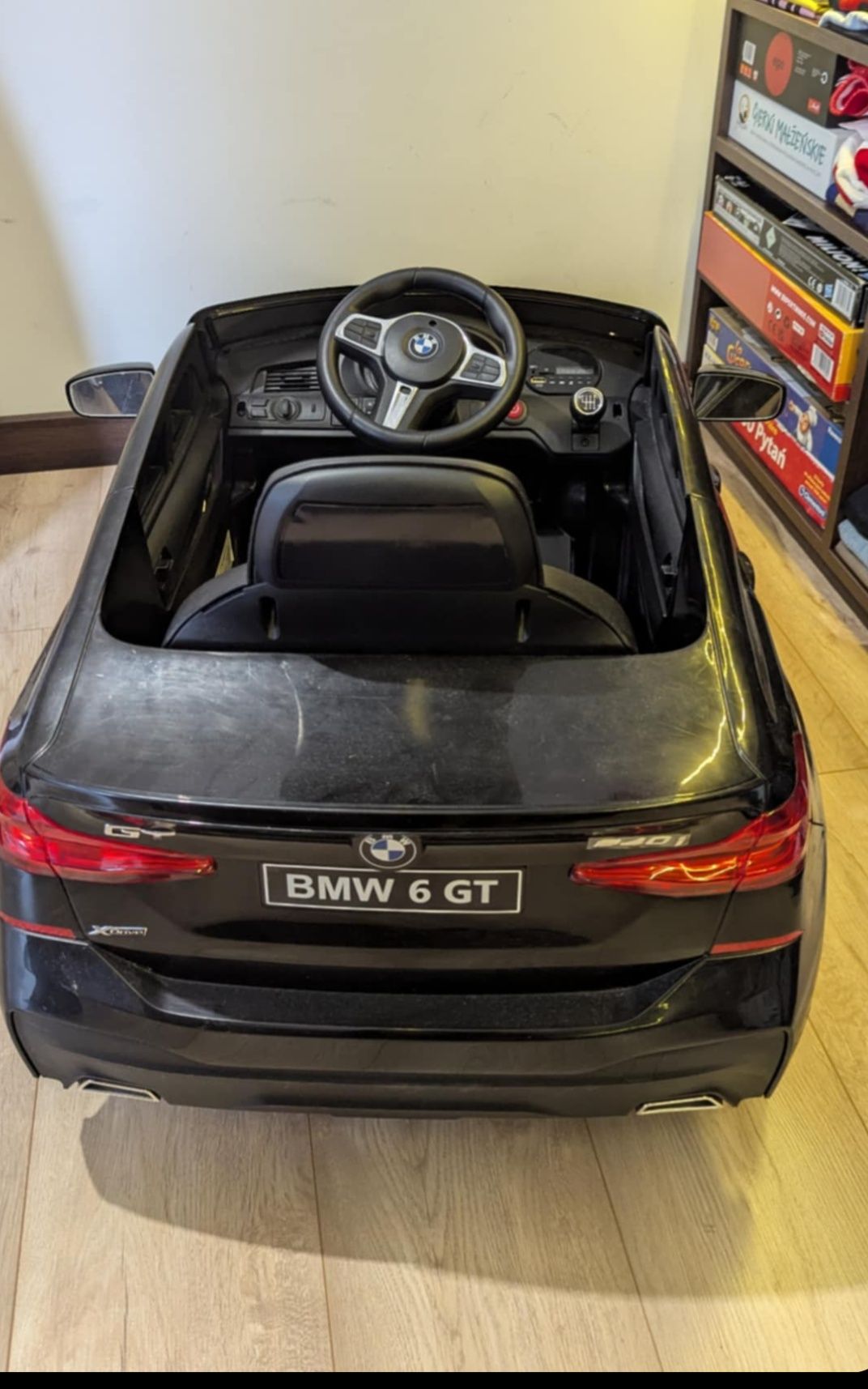 Pojazd jeździk BMW
