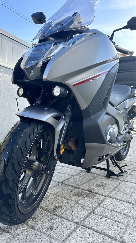 HONDA INTEGRA 750 S (ano 2017 /33000Km) 5999€