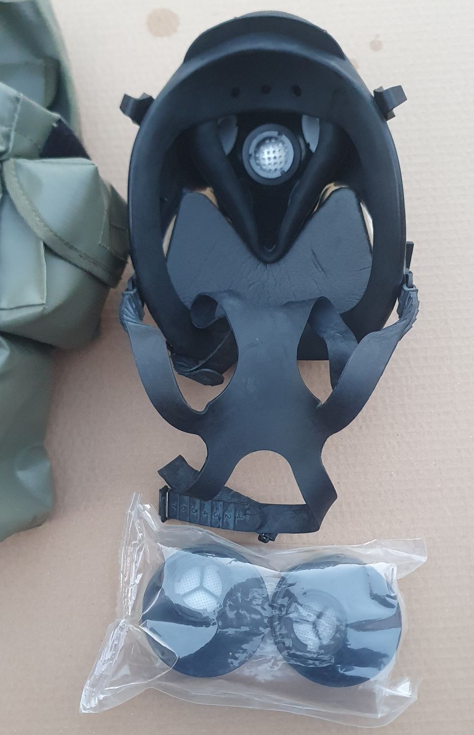 Maska przeciwgazowa maskpol mt 213/2 kl.2 + pochłaniacz paintball