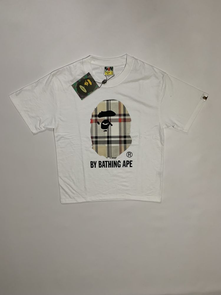 Футболка BAPE x Burberry | Чорна та біла | S-XL