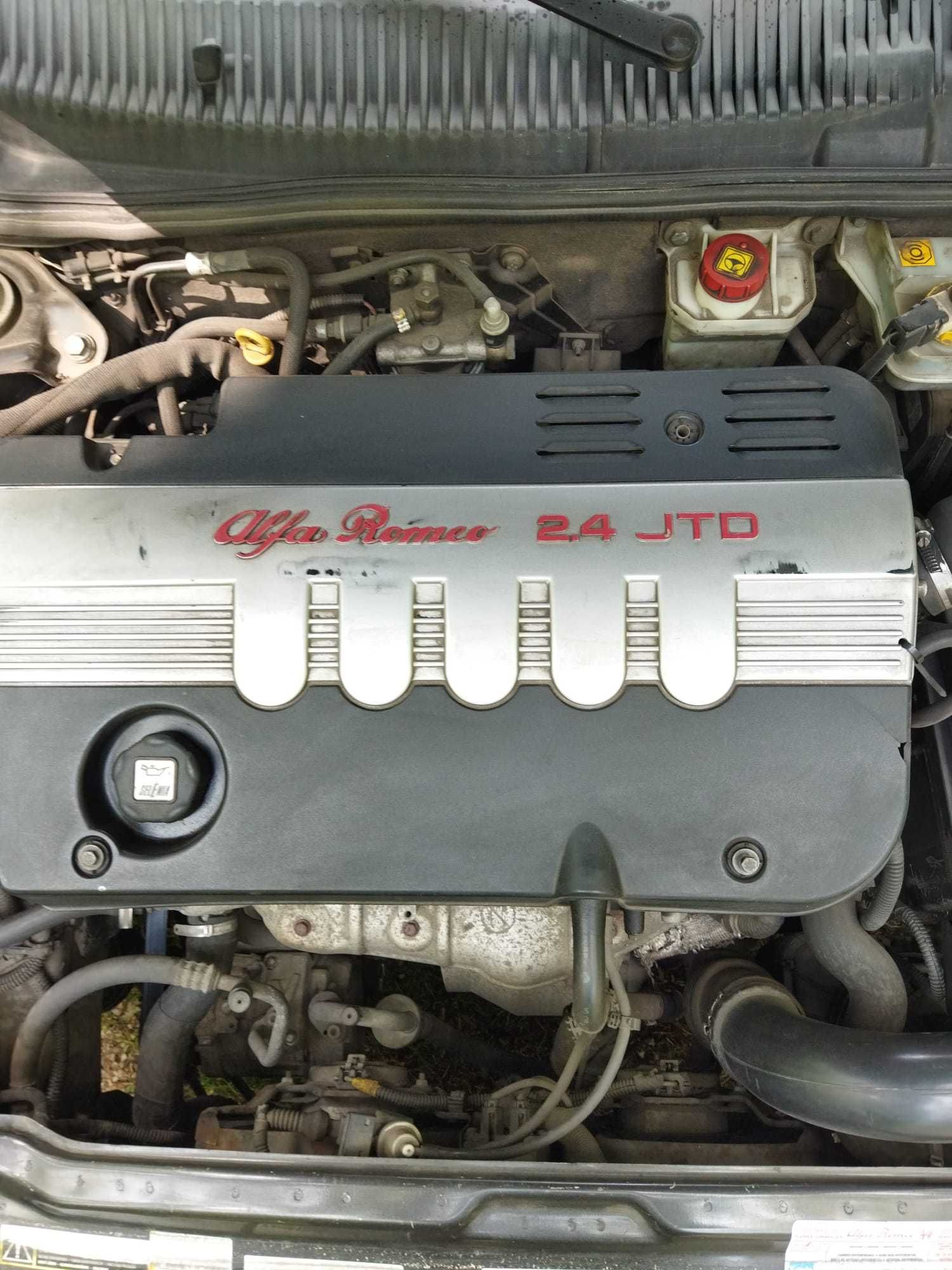 Alfa Romeo 156 2.4 jtd. Czerwone skóry.