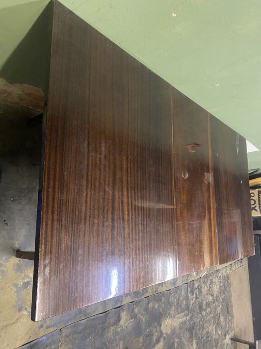 Стол обеденный лакированный времен СССР