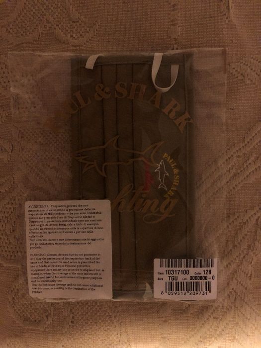 Dispositivo/Mascara para tapar o nariz e a boca da marca Paul & Shark