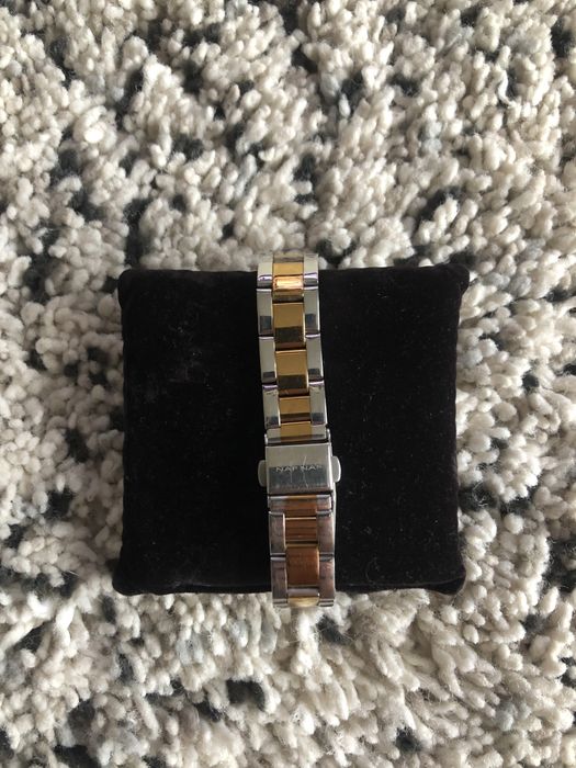 Relogio “Naf-Naf”