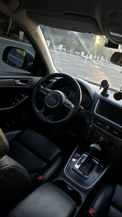 Офіційна Audi Q5