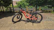 Rower elektryczny MTB 24"  Specialized turbo levo SL kids pomarańczowy