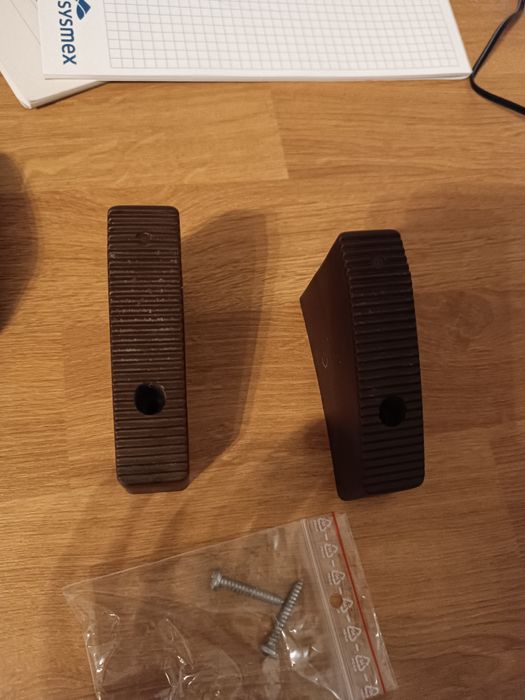 Stopki Fakro LXS ochronne do schodów strychowych