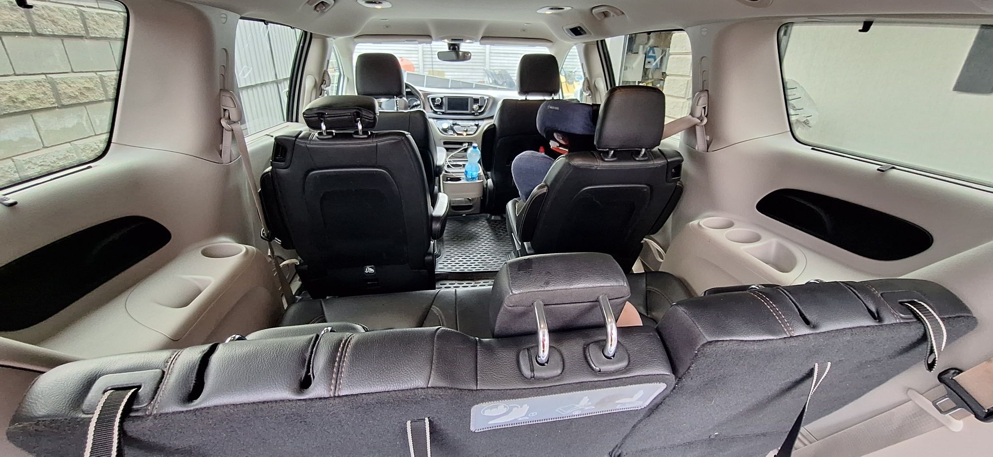 Chrysler pacifica