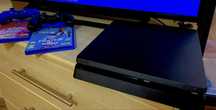 Konsola ps 4