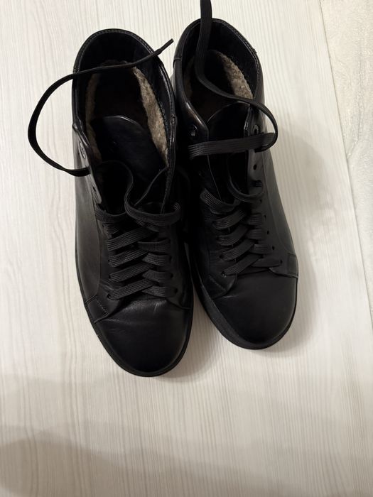 Зимові кросівки чорні