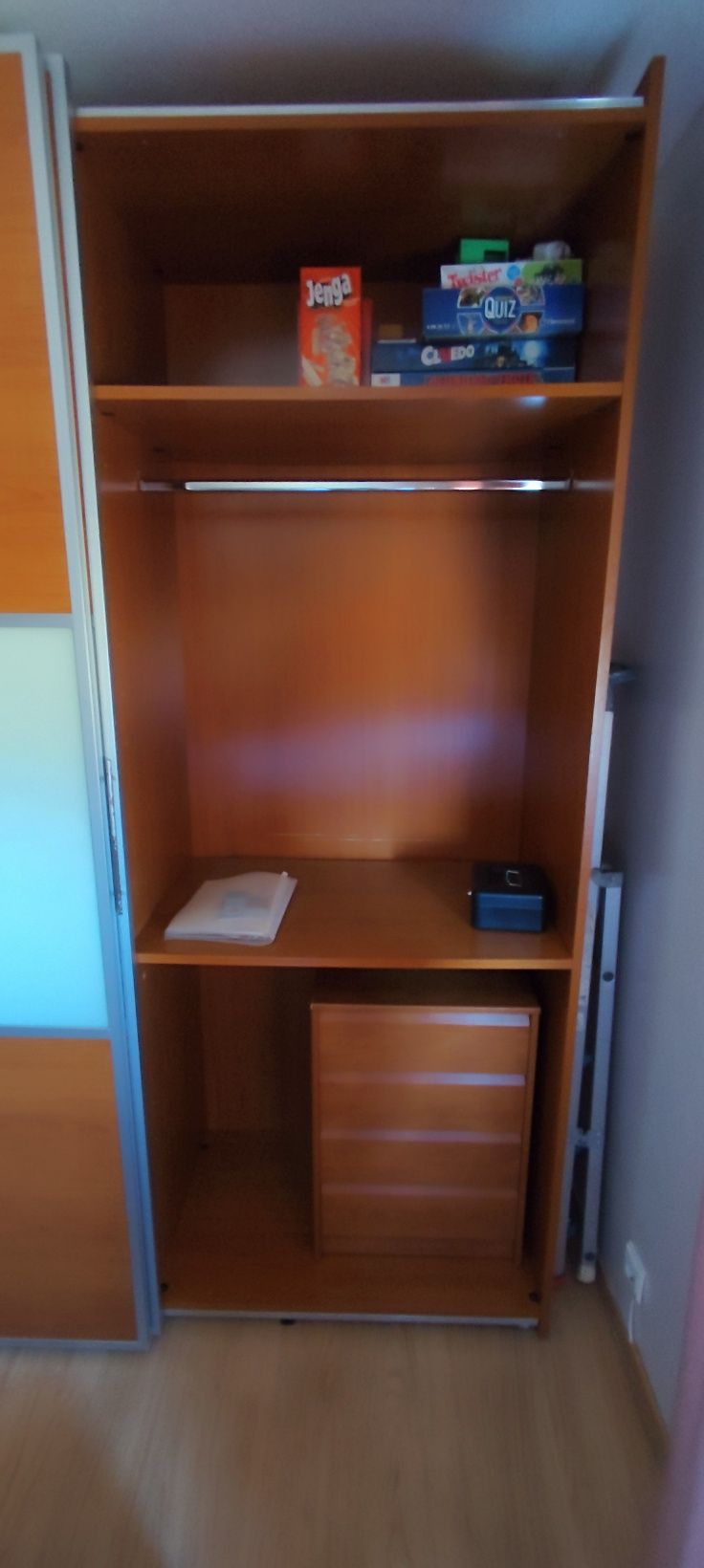 Roupeiro 275x240x60