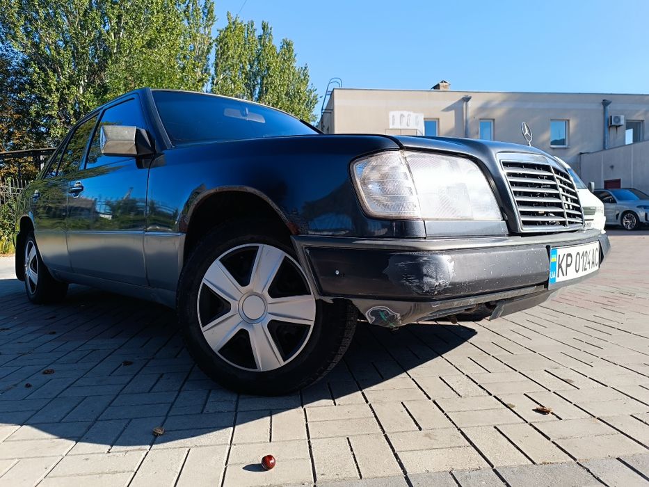 Мercedes-Benz 124