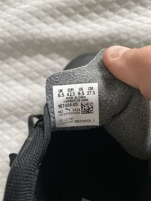 Оригінальні сороконіжки пума нові 42,5