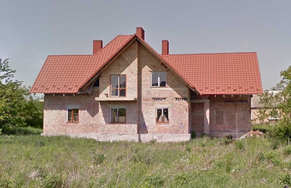 двоповерховий будинок 248 м² з ділянкою 8 соток Здолбунів