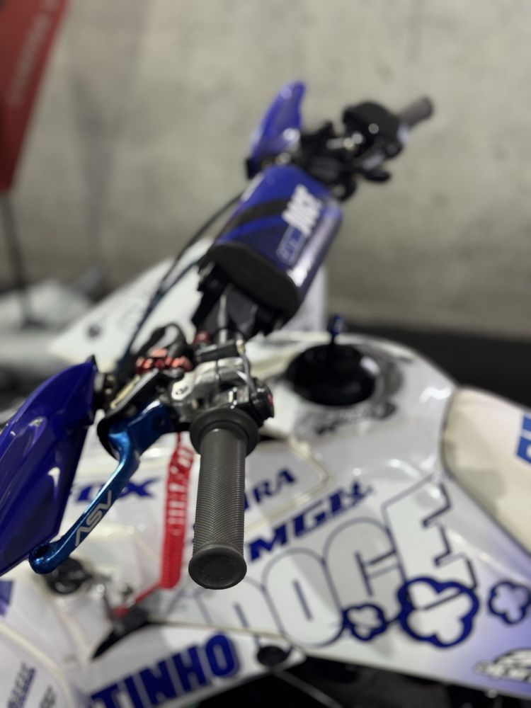 Suzuki LTR c/ muito material