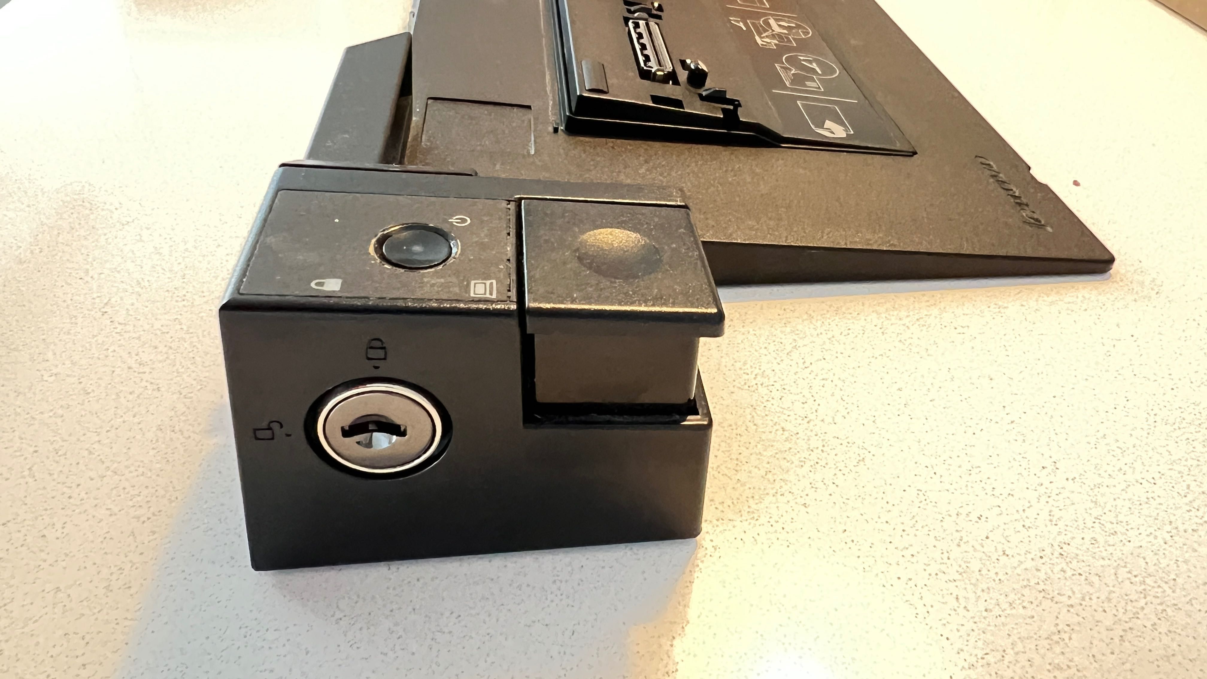 Thinkpad mini dock plus series 3 - laptop dock