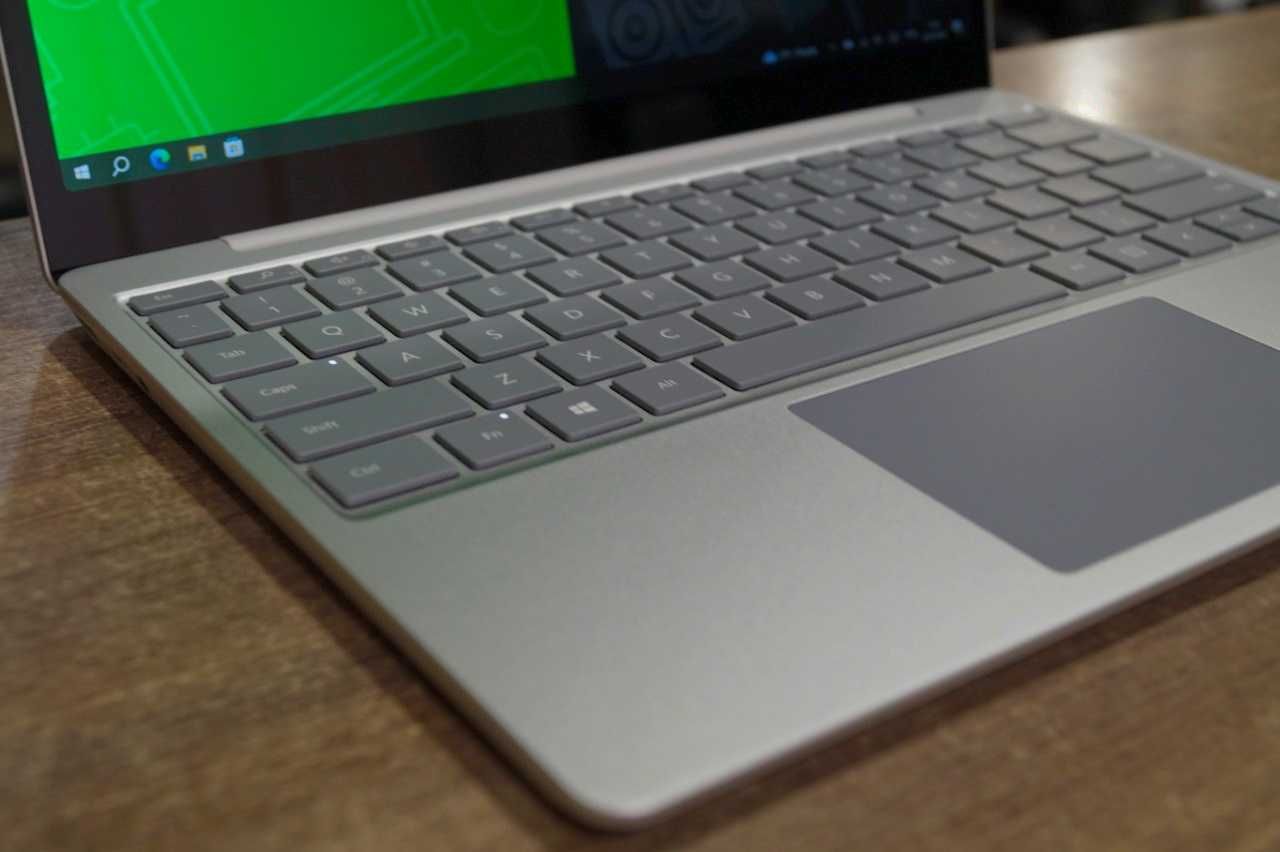 ГАРАНТІЯ Surface Laptop GO (СЕНСОРНИЙ/i5-1035G1/RAM 4/SSD 256)TVOYO