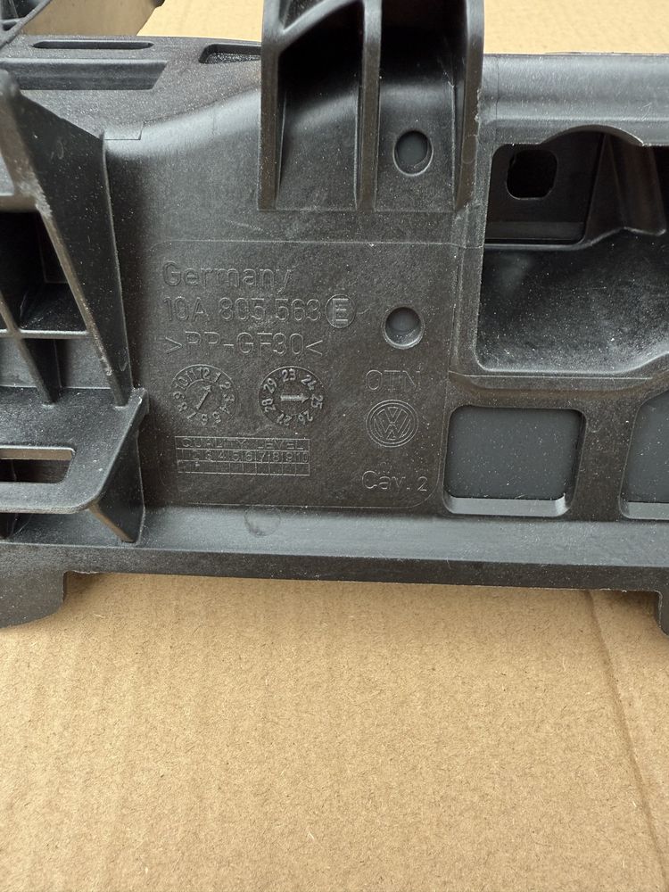 Передня панель Volkswagen ID 3