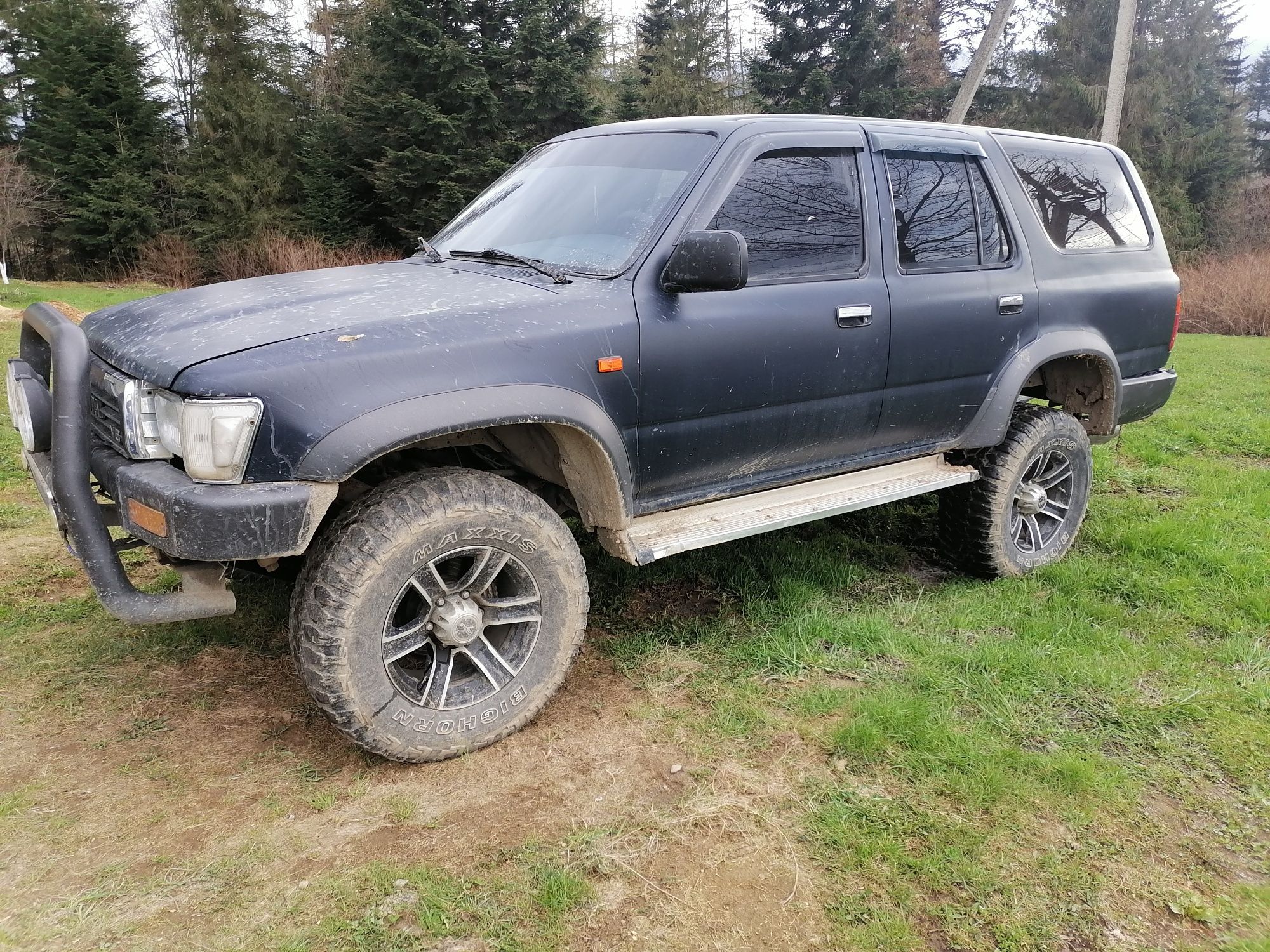 Продам toyota 4runner.