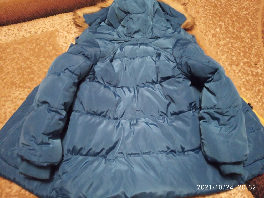 Зимняя курточка на 4-5 лет