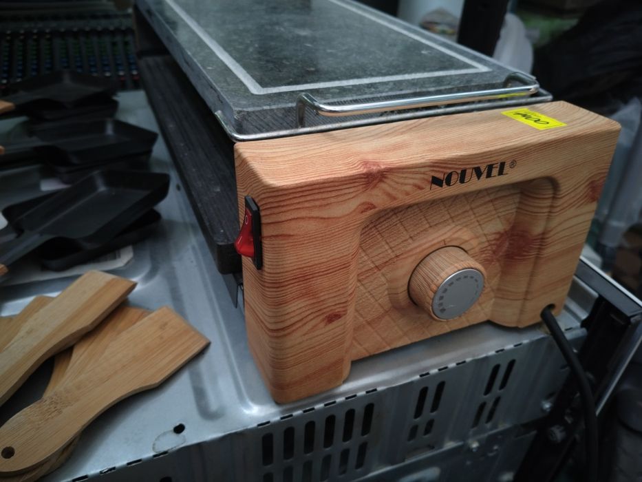 Раклетниця-гриль