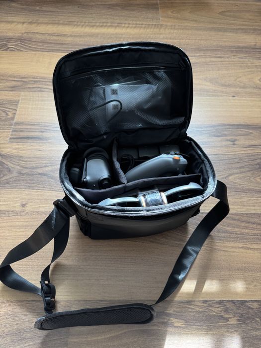 Dji Avata 2 - Fly more combo + dji care + fpv controller
