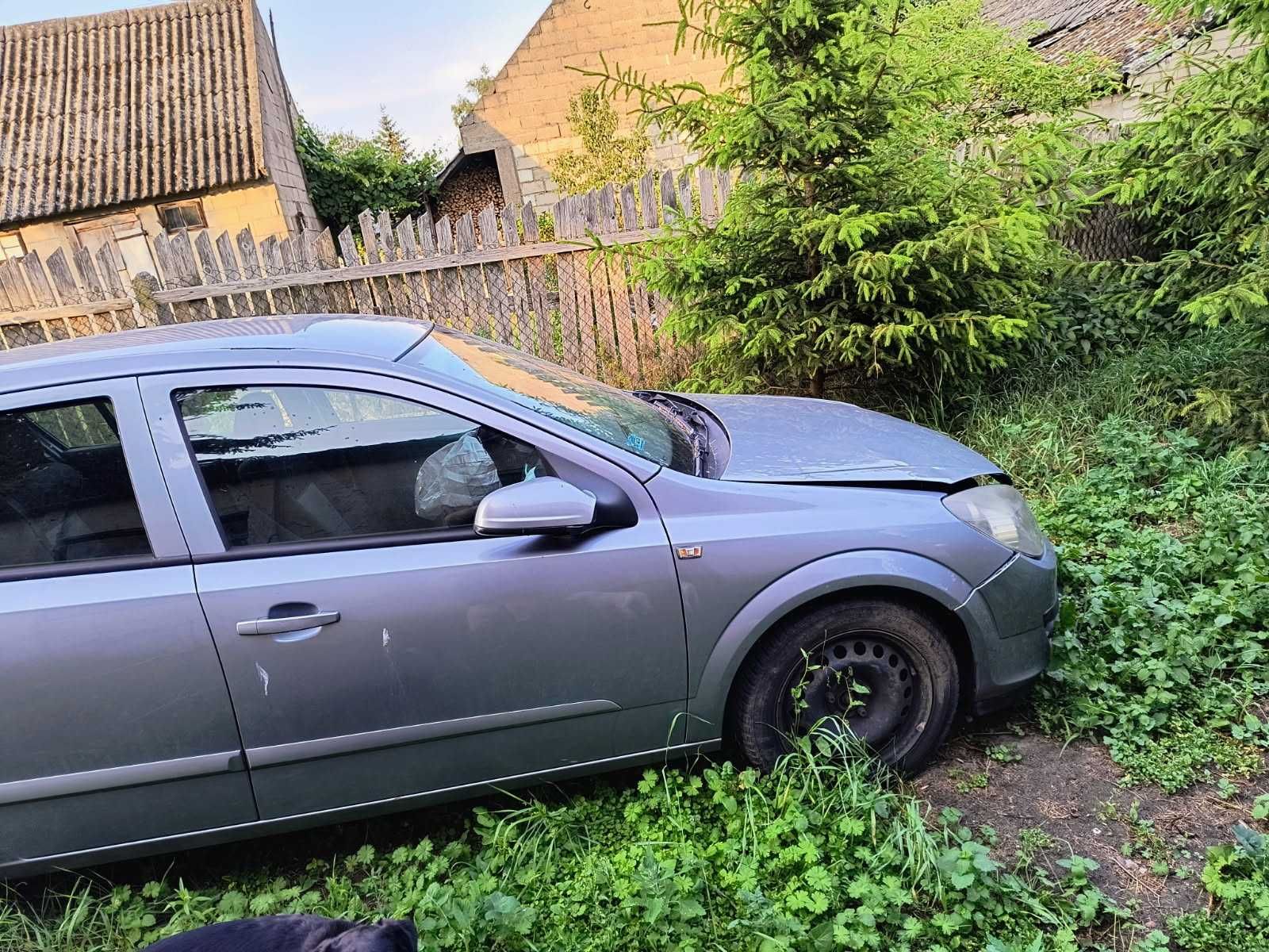 Opel astra h 1.9cdti w całości na części