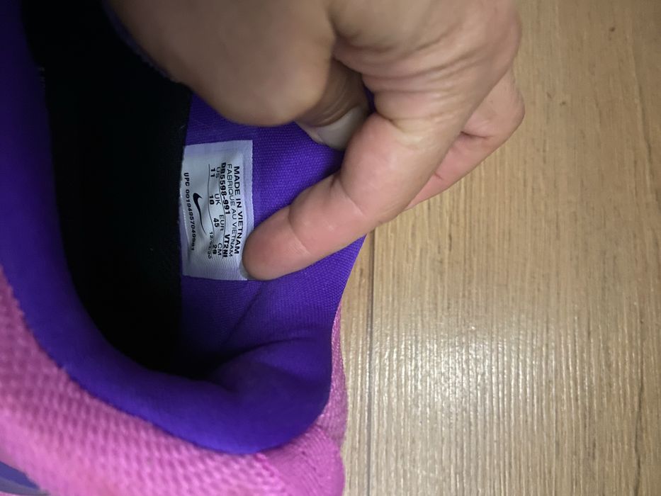 Професійні кросівки для біга