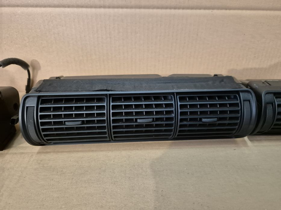 Kratki Nawiewu Audi A4 B5