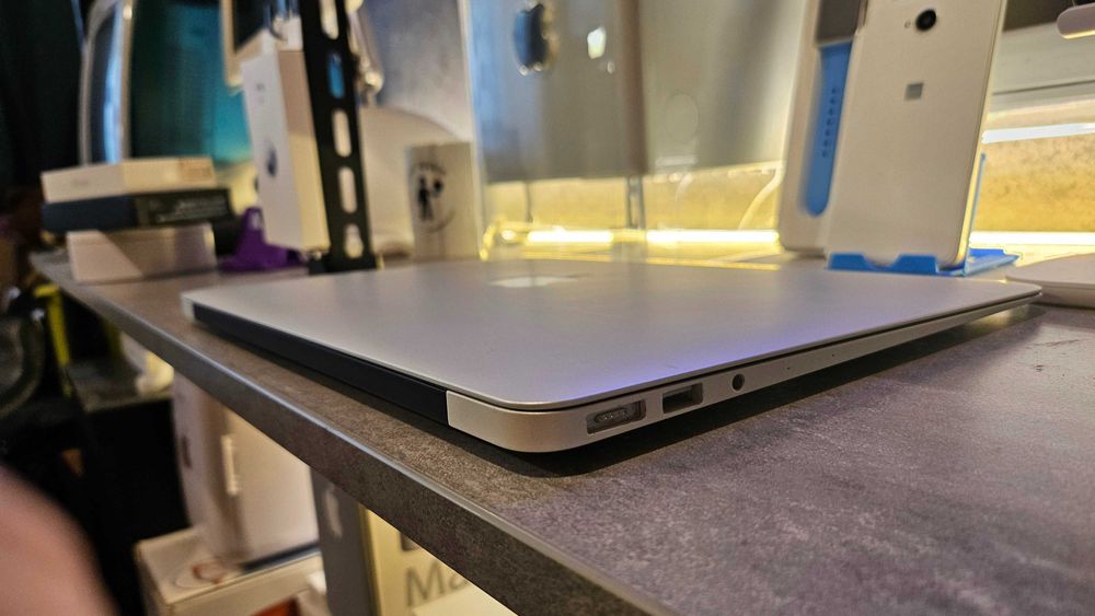 B.Y.A.- Macbook Air 13" 2014r, 4/128Gb (opcje dysku), Gw. 12 mies, FV.