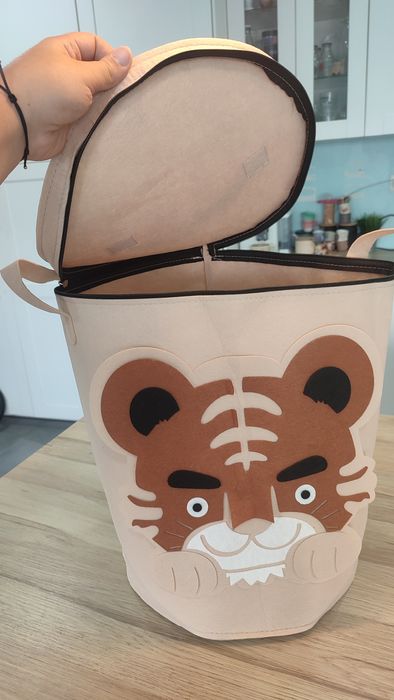 Cesto de arrumação roupa infantil