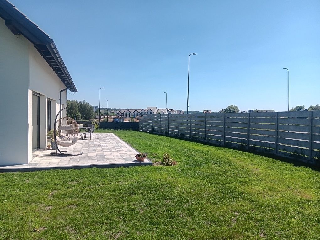 Zakładanie trawników ogrodów