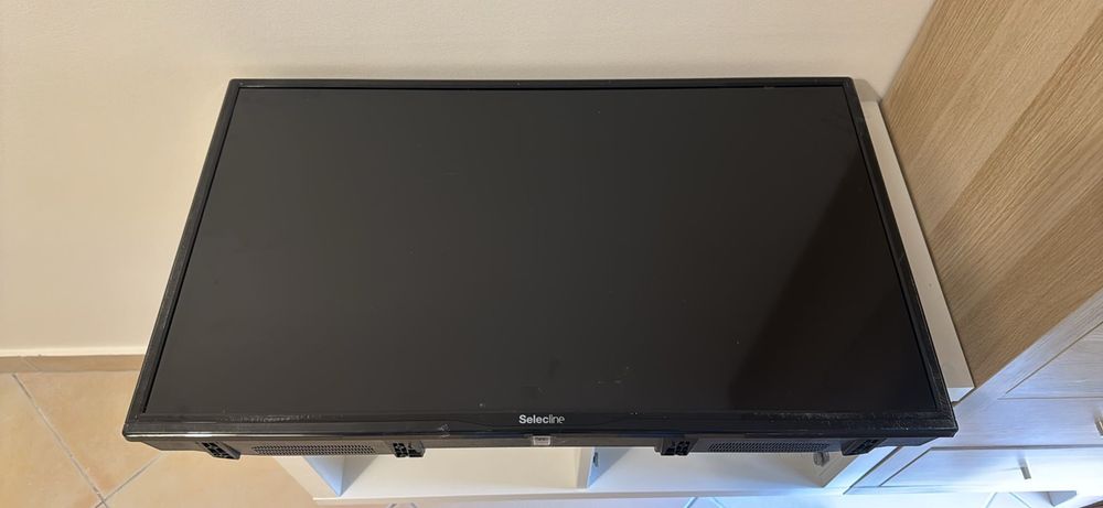 Tv como nova como pode ver nas fotos medidas nas fotos