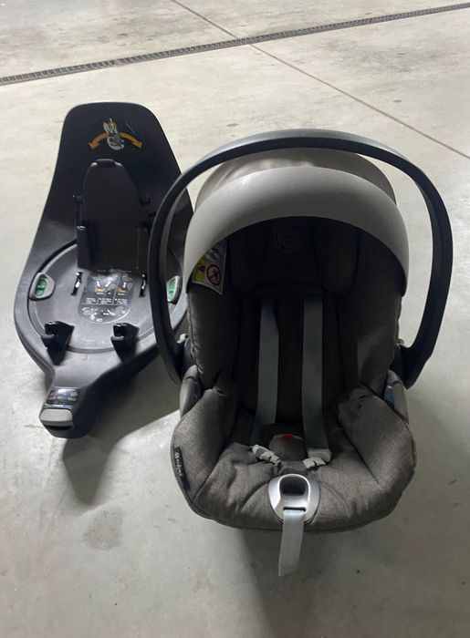 Nosidełko z bazą Cybex Claud Z 2 i-size Cybex Base  Z2