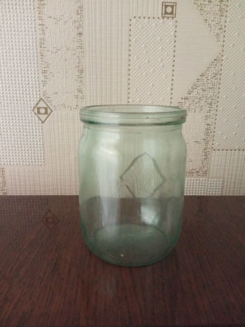 Продам     бутли 3л 1л ,0 ,650  л,0,5 л о.450
