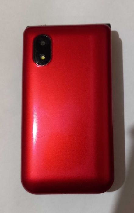 Мобильный телефон раскладушка