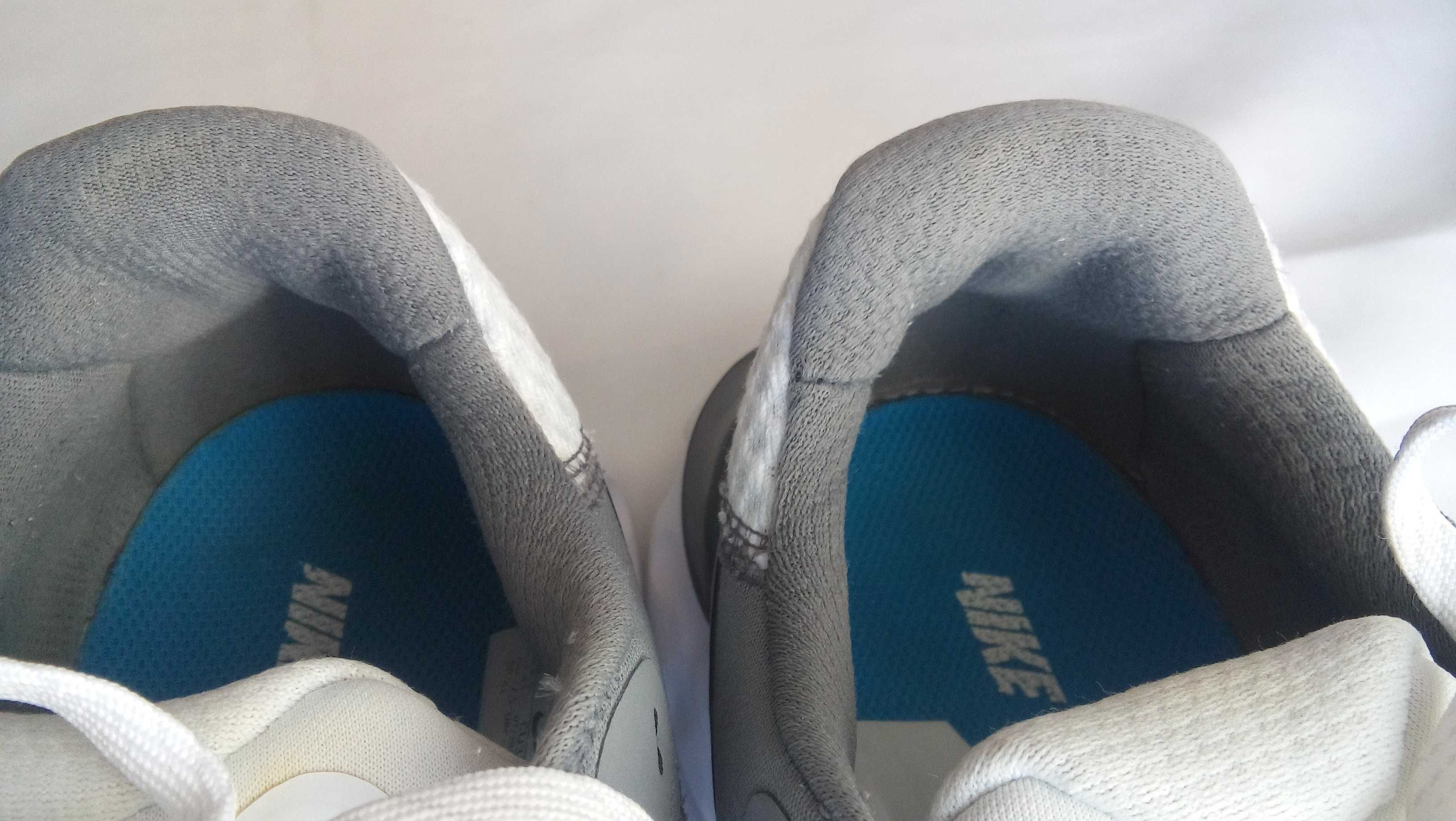 Кроссовки Nike Renew Run 2.Размер 42,5 стелька 27,5 см. Б.У.