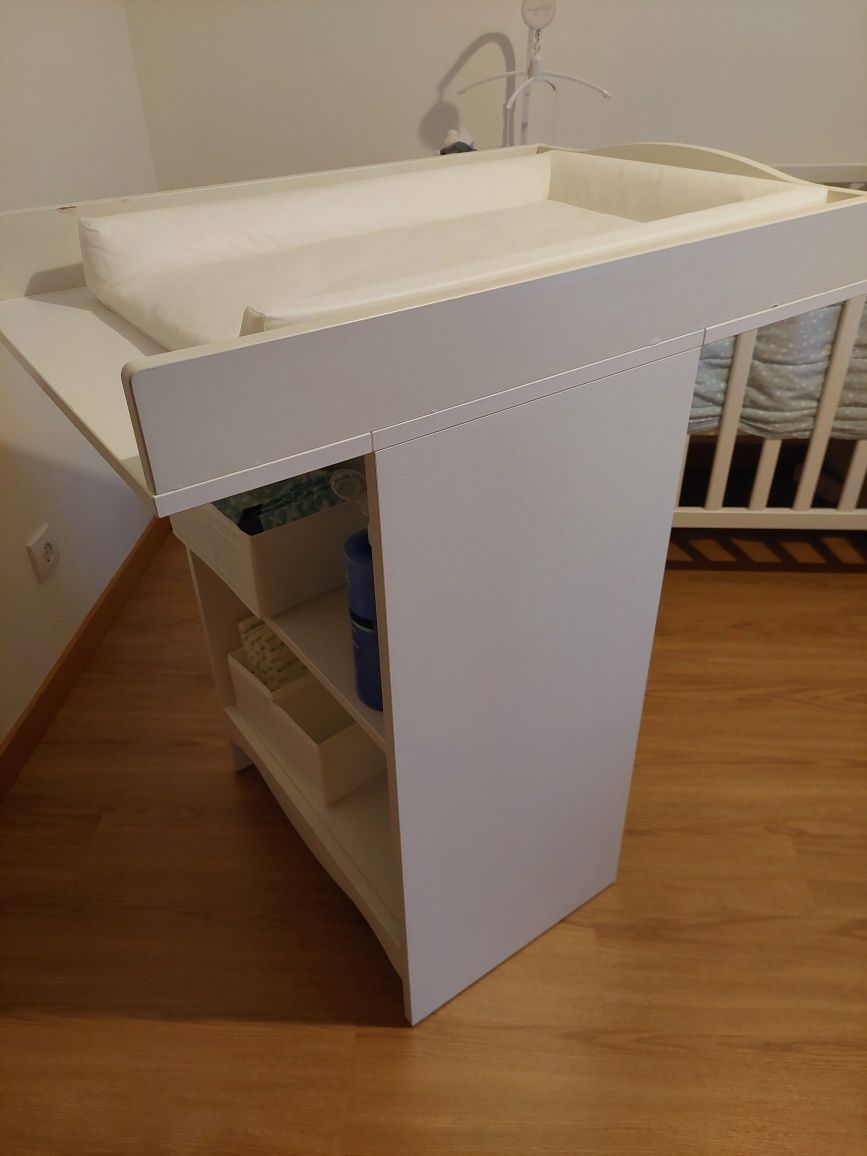 Colchão muda fraldas IKEA + 2 capas