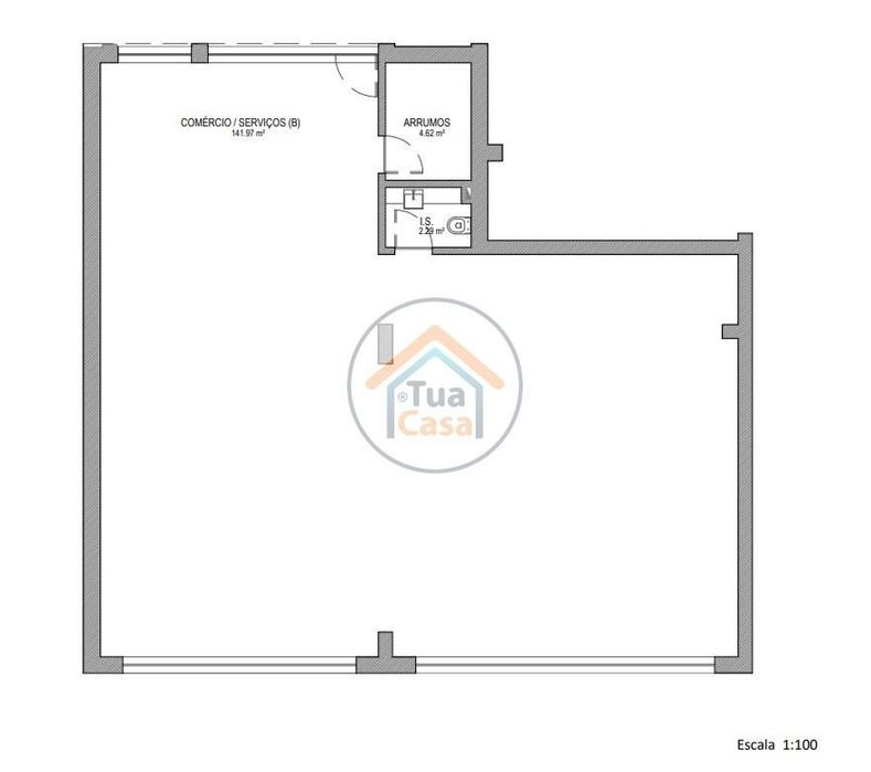Loja com 165 m2 nova em Olhão