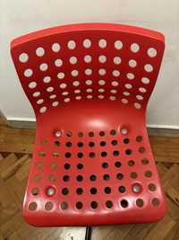 Cadeira IKEA Skolberg/Sporten Vermelha