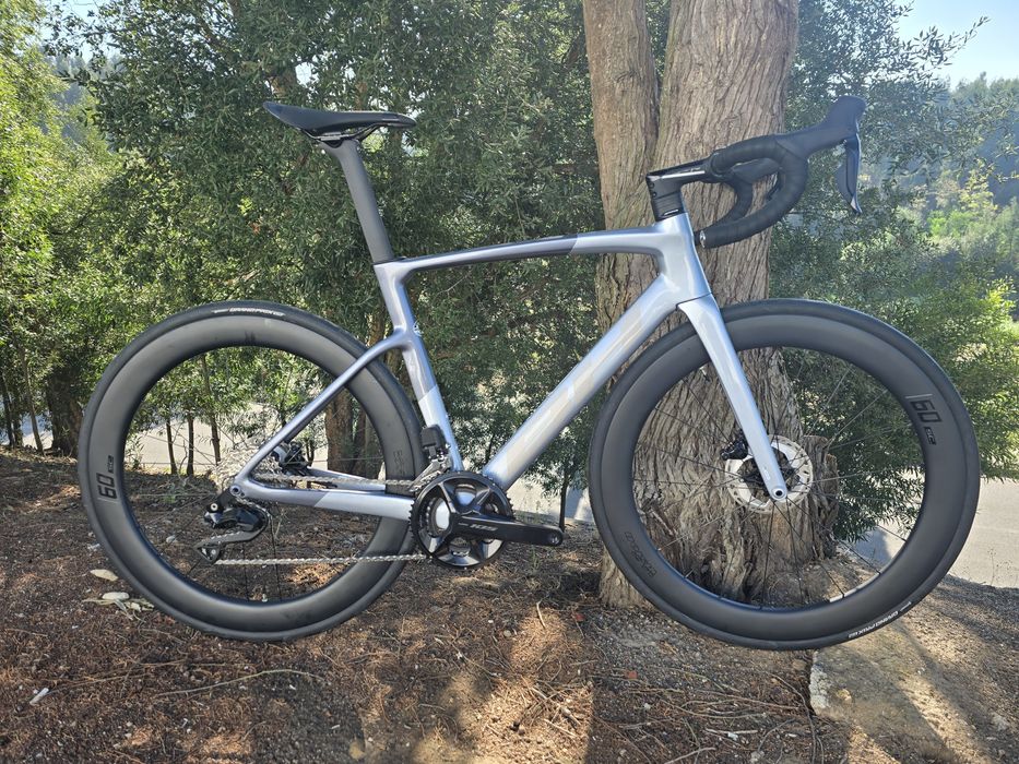 Bh rs1 105 di2 rodas de carbono