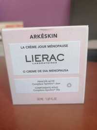 Lierac Arkeskin Krem Na Dzień w okresie menopauzy