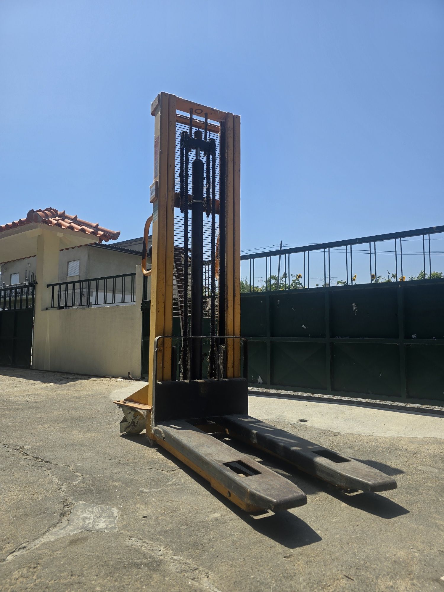 Porta paletes / stacker