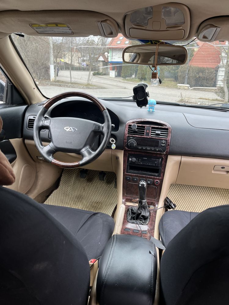 Автомобіль Chery Easter 2.0 газ/бензин