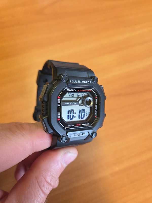 Zegarek Casio W-737H Styl retro Kostka w super stanie