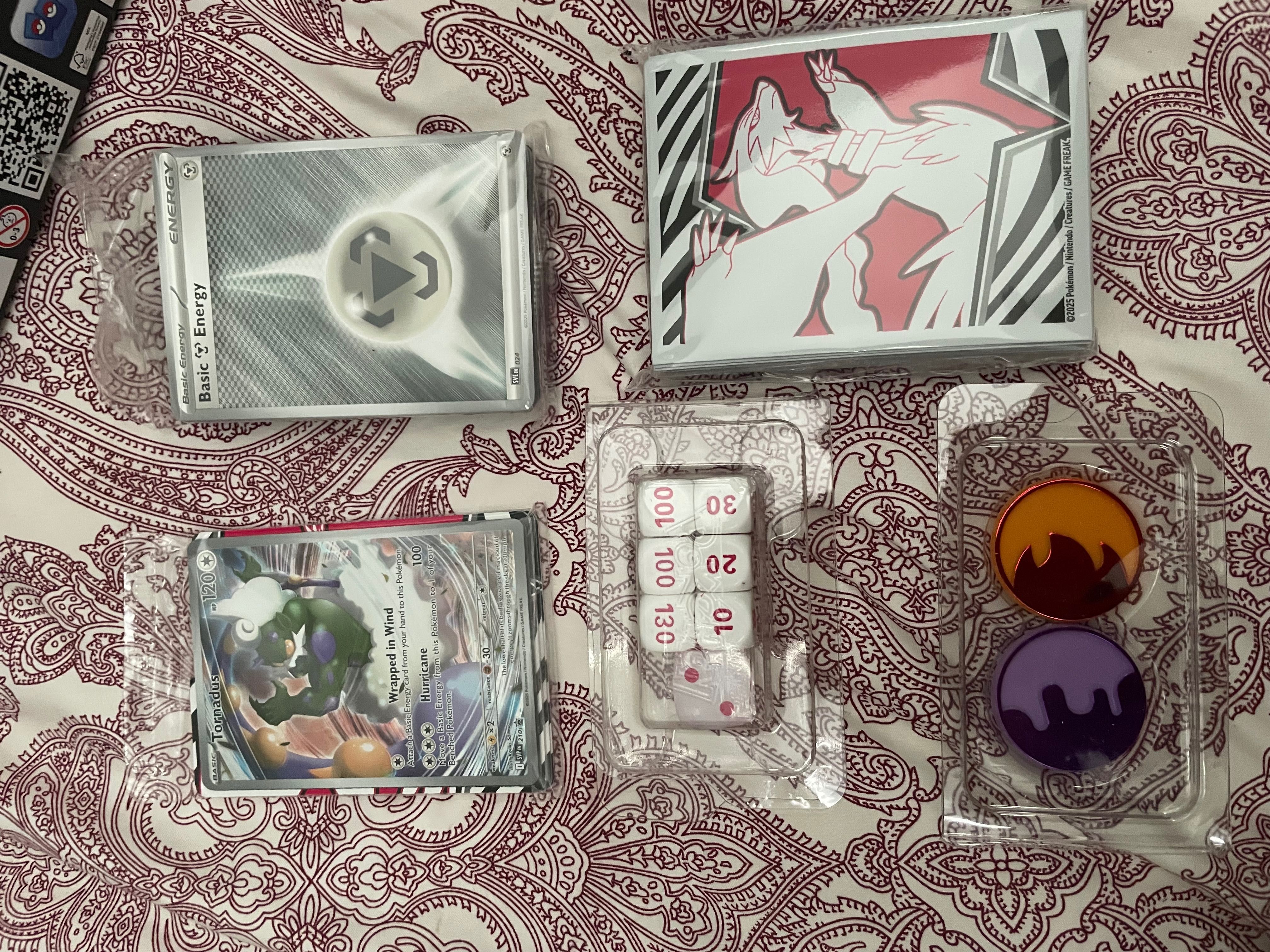 Vendo Pokemon - Scarlet & Violet White Flare Elite Trainer Box