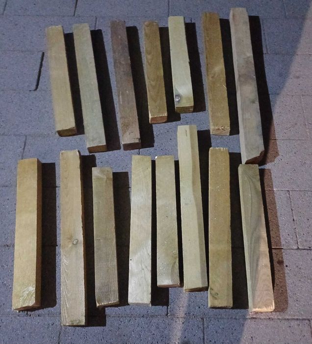 Deski suche grube donice budowa +paliki z łat 60x40 dł. ok. 1m Toruń