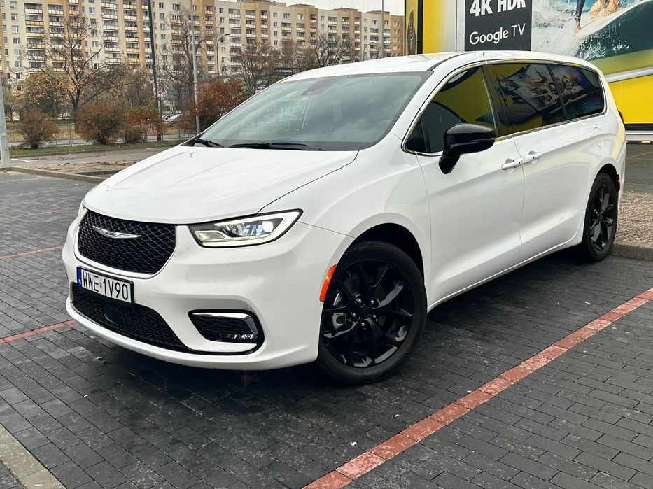 Chrysler Pacifica Chrysler Pacifica Select 2025 – jak nowy, niski przebieg, pełne wyposa
